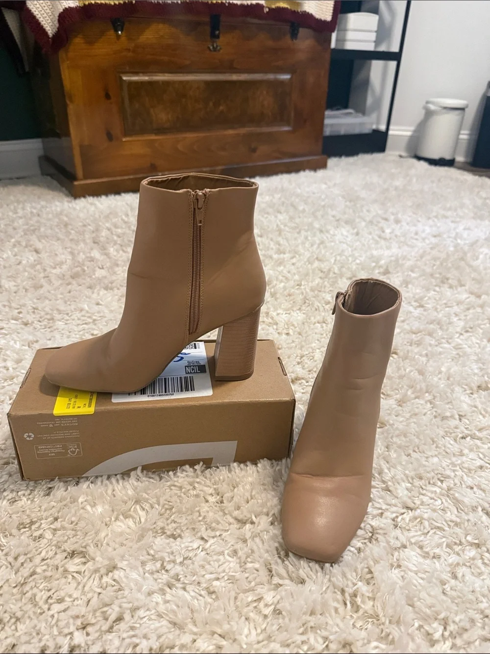 Dolce Vita Tan Block-Heel Ankle Boots